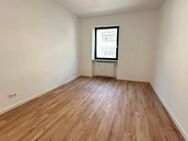 Frisch und hochwertig sanierte 3-Zimmer-Wohnung in der charmanten Karlsruher Südstadt - Karlsruhe