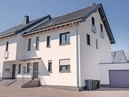 Stilvolles Zweifamilienhaus in bevorzugter Wohnlage mit Garten und Garage - Mayen