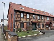 *** Modernisiertes Fachwerkhaus mit 7 Wohnungen, Nebengebäuden, Innenhof und 4 Garagen *** - Wolfsburg