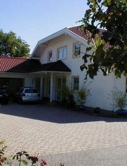 Preisreduziert - Einfamilienhaus der Superlative ! Pool, Sauna, Wintergarten uvm. - Simbach (Inn)