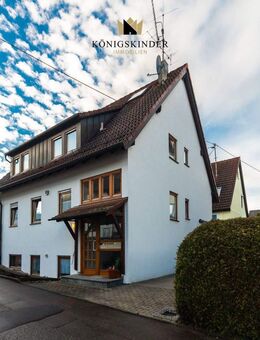 Attraktive 4-Zimmer-Maisonettewohnung mit zwei Balkonen, Garage und Stellplätze in ruhiger Wohnlage! - Sindelfingen