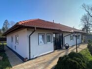 Charmanter Bungalow mit Pool in ruhiger Lage von Klein-Wanzleben - Wanzleben-Börde