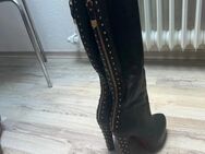 Stiefel mit Absatz mega Sexy / Größe 36 - Frankfurt (Main)