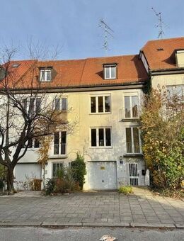 Seltene Gelegenheit: Charmantes, großzügiges Stadthaus am Nymphenburger Schlosspark. - München