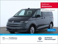VW T7 Multivan, Vis-a-Vis, Jahr 2022 - Hanau (Brüder-Grimm-Stadt)
