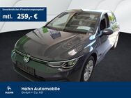 VW Golf, 1.5 TSI VIII Life, Jahr 2020 - Kornwestheim