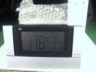 Drahtlos Thermometer und Hygrometer bis 50 Meter außen. Unbenutzt, zeigt Temperatur und Feuchtigkeit gleichzeitig an. - Oberhaching