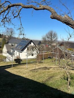 Einfamilienhaus mit großem Garten, Terrasse, Garage und Photovoltaikanlage in Jahnsdorf bei Chemnitz - Jahnsdorf (Erzgebirge)