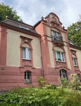 Altbaucharme und Vesteblick - Tolle 2,5-Zimmer-Wohnung in begehrter Wohnlage von Coburg - Coburg