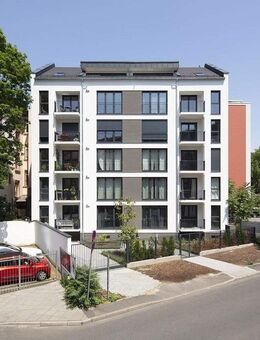 2-Zimmer-Wohnung mit Einbauküche und Balkon in Zentrumsnähe zu vermieten! - Frankfurt (Main)