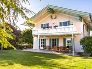 Von Privat - Exklusive Landhausvilla mit Alpenblick in begehrter Lage von Holzkirchen - Holzkirchen (Regierungsbezirk Oberbayern)