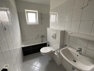 3-Zimmer-Wohnung in Wilhelmshaven mit Badewanne in Wilhelmshaven - Nähe Zentrum !!! - Wilhelmshaven