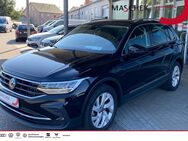 VW Tiguan, 2.0 TDI MOVE, Jahr 2023 - Weiden (Oberpfalz)