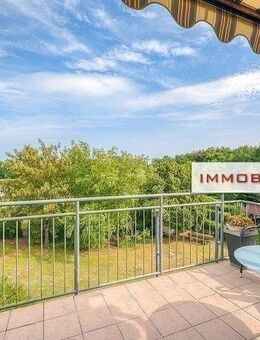 IMMOBERLIN.DE - Gepflegtes Mehrfamilienhaus mit Grundstücks-/Baupotenzial - Neuruppin