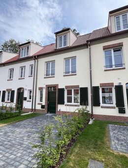Neubau - Erstbezug - Reihenhaus im Remisenstil mit Terrasse und Garten - Beelitz