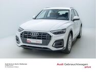 Audi Q5, 50 TFSI e S-TRO QU, Jahr 2023 - Berlin