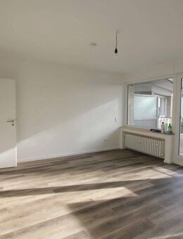 *****SWEET- HOME! NEU RENOVIERTE + GEMÜTLICHE 2- ZIMMER MIT BALKON IN METTMANN-METZKAUSEN*** - Mettmann