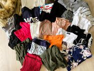 27 Teile Damenkleidung Konvult S Set Paket Wäsche Kleidung - Sulzbach-Rosenberg