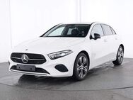 Mercedes A 180, NIGHT PROGRESSIVE SPUR MULTI, Jahr 2023 - Rendsburg