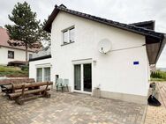 Viel Raum zum Leben - Einfamilienhaus mit Herz und vermieteter Einliegerwohnung - Jena