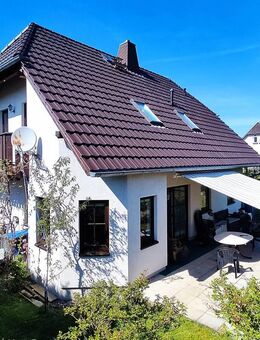 Charmantes Einfamilienhaus mit Garage am Stadtrand von Plauen! - Plauen