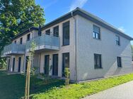 Geräumig und komfortabel: Hochwertige Neubauwohnung mit Terrasse - Stelle
