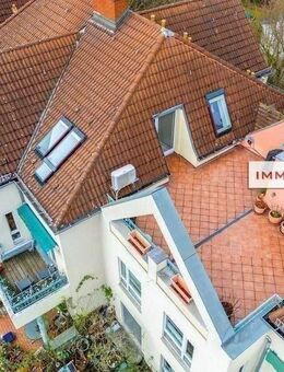 IMMOBERLIN.DE - Sonnendurchflutete Wohnung mit großer Sonnenterrasse & Pkw-Stellplatz nähe Ortskern - Berlin