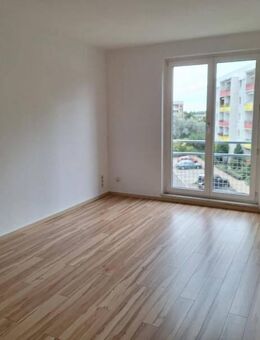 Für Selbstnutzer oder Anleger TOP - Eigentumswohnung mit Komfort zu verkaufen ! - Gera