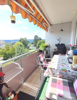 Sonnige 3-ZW mit ausgeb. DG-Zi., EBK, TL-Bad, Garage! - Calw