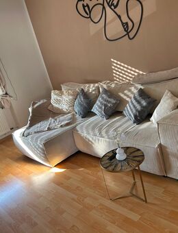 Sofa+Esstisch mit Stühlen - Neuwied