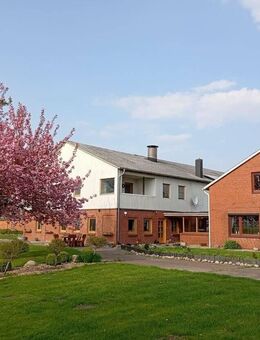 Traumhafter Ferienhof mit Pferdeboxen auf ca. 20.000 m² - Bargenstedt