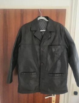 Wunderschöne schwarze Lederjacke in der Größe XL - Montabaur