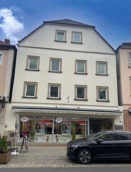 Attraktive 2-Zimmer-Stadtwohnung in der Innenstadt, inklusive Einbauküche, frei ab 01.02.2026 - Haßfurt