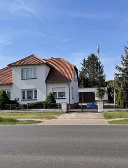 Provisionsfrei - mit Wintergarten und Doppelgarage - Neuhardenberg