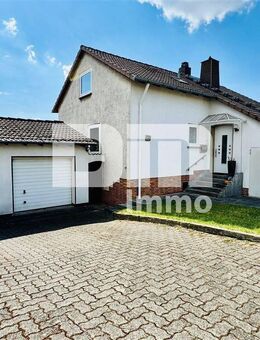 Teilsaniertes Traumhaus in begehrter Lage auf großem Grundstück mit Panoramablick - Kassel