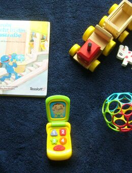 Spielzeug für kleine Kinder - Halbemond