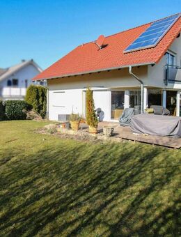 Wohnträume leben: Gehobenes EFH mit Garten und Spa-Bereich in Weil im Schönbuch-Neuweiler - Weil (Schönbuch)