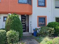 Ankündigung - Charmantes RMH in Tennenlohe mit Garten und Garage - Erlangen