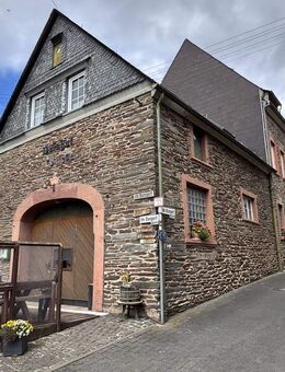 Charmantes Wohnhaus mit Straußwirtschaft und Ferienwohnungen - Enkirch