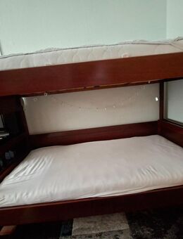 Etagenbett ohne Matratzen zu verschenken - Berlin