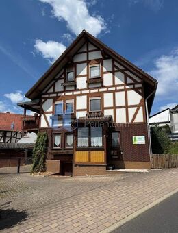 Tradition trifft Raumvielfalt - Großes Wohnhaus mit Einliegerwohnung und Gartenidylle - Bad Zwesten
