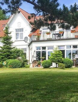 Lage, Lage, Lage! Stilvolle Bädervilla mit 6 Wohneinheiten in erster Reihe, direkt am Ostseestrand! - Neustadt (Holstein)