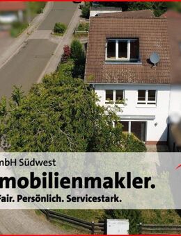 Charmante Doppelhaushälfte mit Garten und Doppelgarage in ruhiger Lage - Gonbach