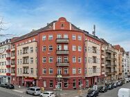 Kreuzberg im Immo-Portfolio: Solide vermietete 2-Zimmer-Wohnung mit Balkon im Vorderhaus - Berlin