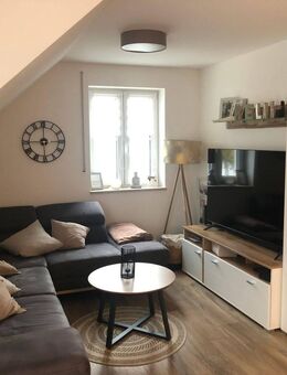 3 Zi.-DG-Wohnung mit Balkon *** 69 qm - Neufahrn (Freising)