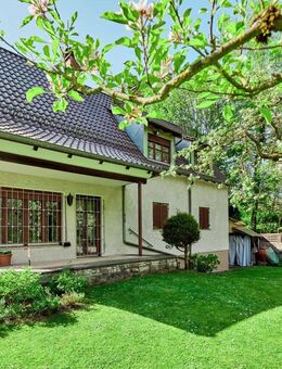 Rarität in Bestlage - Haus mit Garten direkt am Siebentischwald - Augsburg