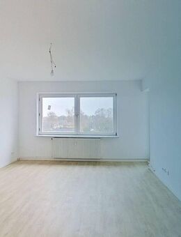 Helle 3-Zimmer-Wohnung mit BALKON in zentraler Lage - Uetersen