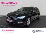 VW Passat Variant, 1.5 TSI Business, Jahr 2023 - Bonn