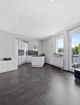 Wohnen mit Stil: Moderne 4-Zimmer-Wohnung im Zentrum von Sindelfingen - Sindelfingen