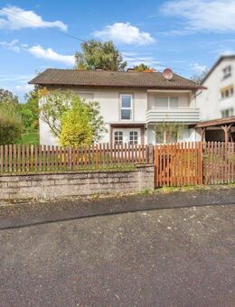 Einfamilienhaus in Motten mit Gestaltungspotenzial - Motten